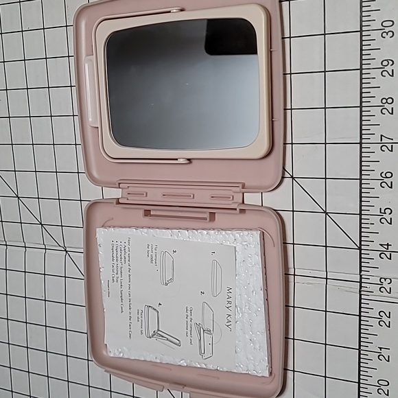 Vintage Mary Kay Consultant Pink Travel Mirror New Old Stock - Picture 8 of 8